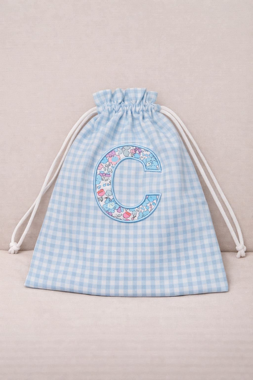 Vichy Celeste con flores